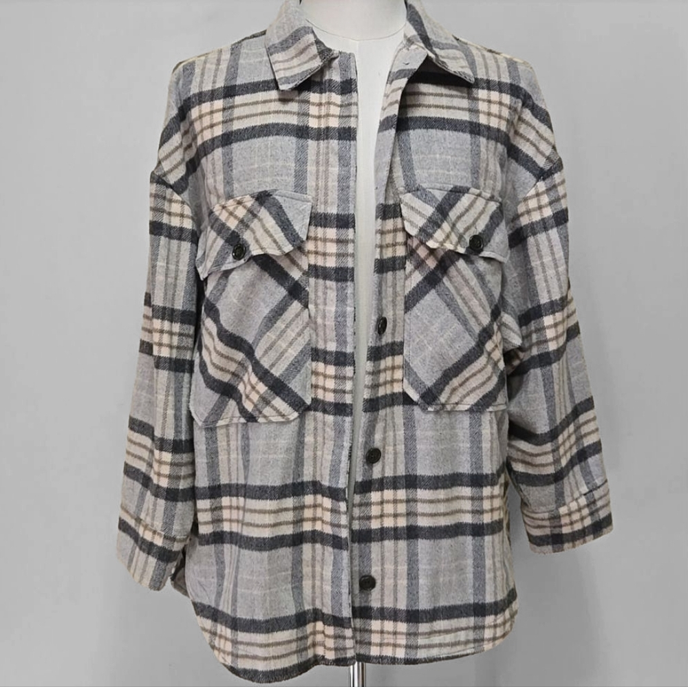 Zaraβ Plaid Flannel Shirt Shacket XL Oversized Button Down Shirt Jacket